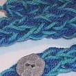 Le Tricotin: come fare la maglia tubolare con le dita (ovvero: una collana di maglia e bottoni)
