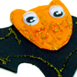 Lavoretti Halloween: pipistrello con glitter