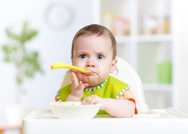 cosa-fare-quando-un-bambino-non-mangia