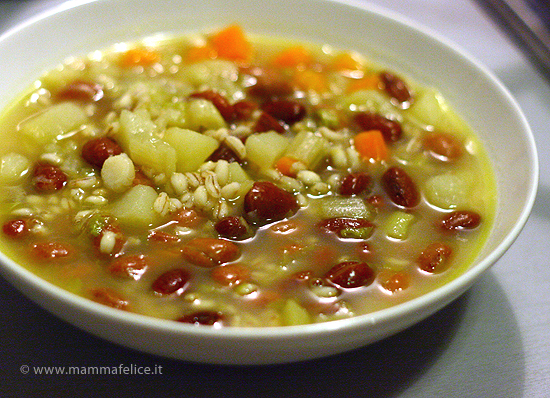 Zuppa Di Legumi Rapida Mamma Felice