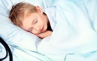 bambini-incontinenti-perche-mio-figlio-fa-la-pipi-a-letto