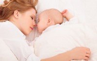 corretto-attaccamento-bambino-allattamento