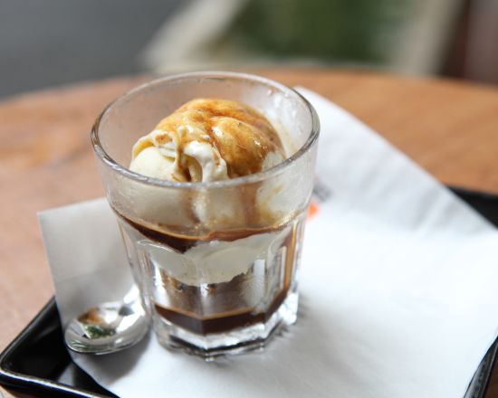 Affogato al caffè con gelato