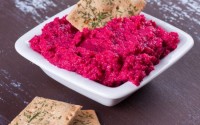 hummus-barbabietole