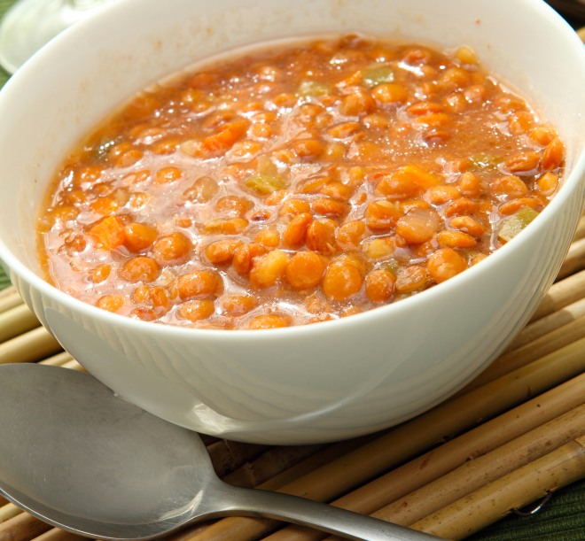 ricette-svezzamento-10-mesi-zuppa-lenticchie-pomodoro