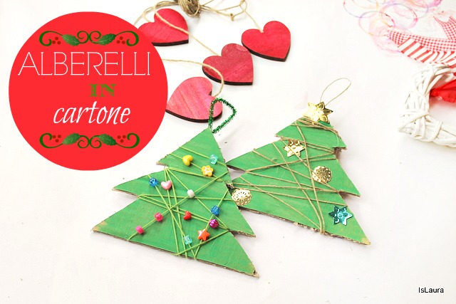 alberi di Natale in cartone filo di lana perline e strass