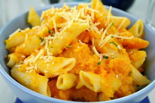 ricette-svezzamento-pasta-zucca-parmigiano