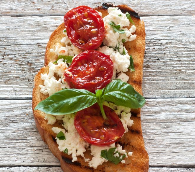 merende-per-bambini-panino-ricotta-pomodori