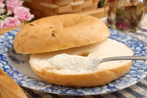 merende-per-la-scuola-panino-dolce-e-formaggio spalmabile