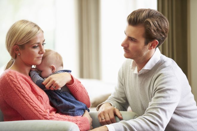 depressione post partum maschile, colpisce i papà