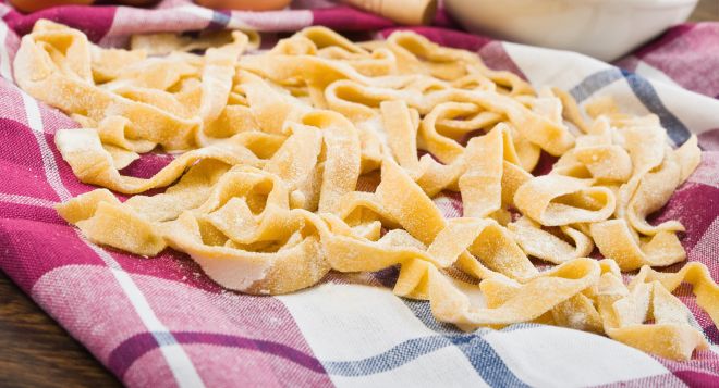 ricette-base-come-fare-la-pasta-fatta-in-casa-senza-uova