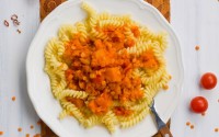 svezzamento-9-mesi-mini-fusilli-zucca-e-lenticchie