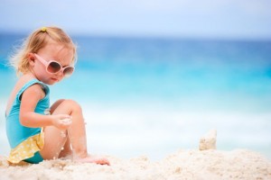 consigli-per-non-perdere-bambini-in-spiaggia-al-mare