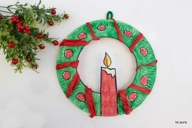 Decorazioni Natalizie Con Piatti Di Plastica.Ghirlande Di Natale Con I Piatti Di Carta Mamma Felice