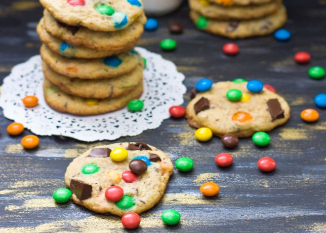 come fare i biscotti di pasta frolla e come decorarli o glassarli