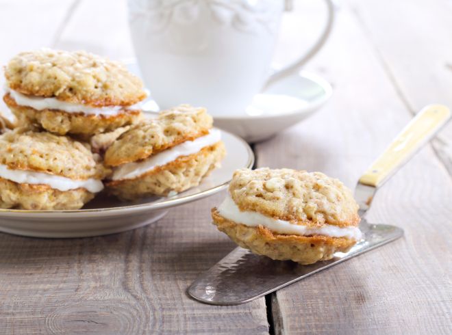 merende-per-la-scuola-biscotti-di-avena-con-crema-al-latte