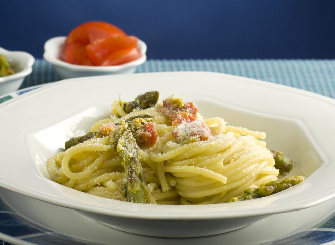 spaghettini-con-ricotta-e-asparagi-svezzamento-9-mesi