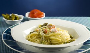 spaghettini-in-bianco-con-gli-asparagi-svezzamento-9-mesi