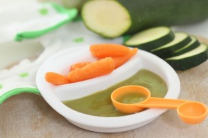 vellutata-di-zucchini-con-carotine-al-vapore