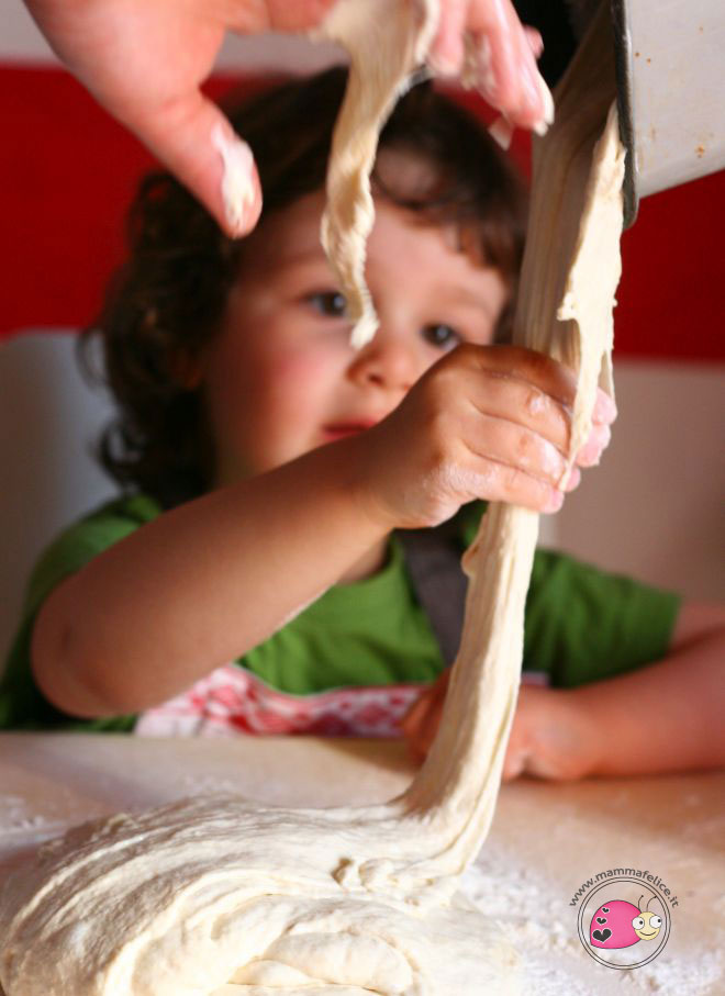 cucinare-con-i-bambini-esercizi-vita-pratica-montessori