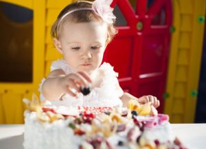 tappe-sviluppo-bambino-neonato-12-mesi