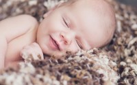 tappe-sviluppo-neonati-2-mesi-di-vita