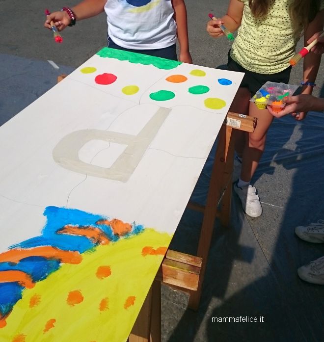 dipingere-sul-legno-lavoretti-giochi-creativi-bambini