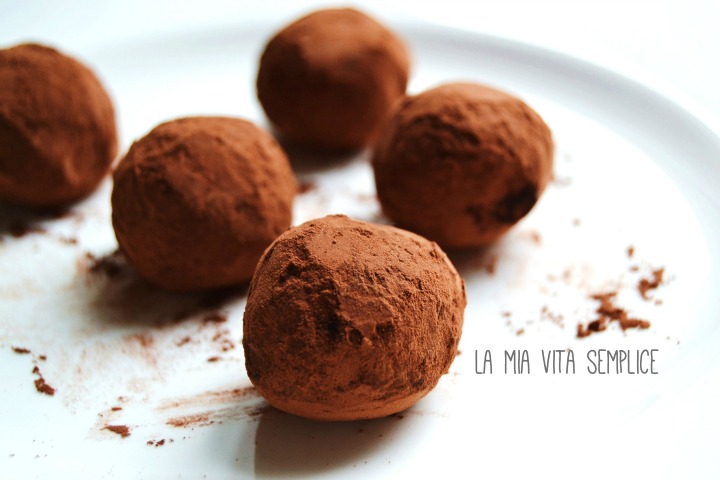 Tartufi al cioccolato fondente fai da te