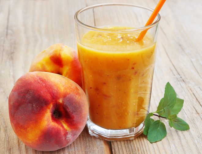 ricette-con-sciroppi-fabbri-smoothie-frullato-pesche-zenzero