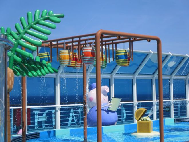 viaggiare con i bambini: costa diadema e squok club, animazione bambini in vacanza