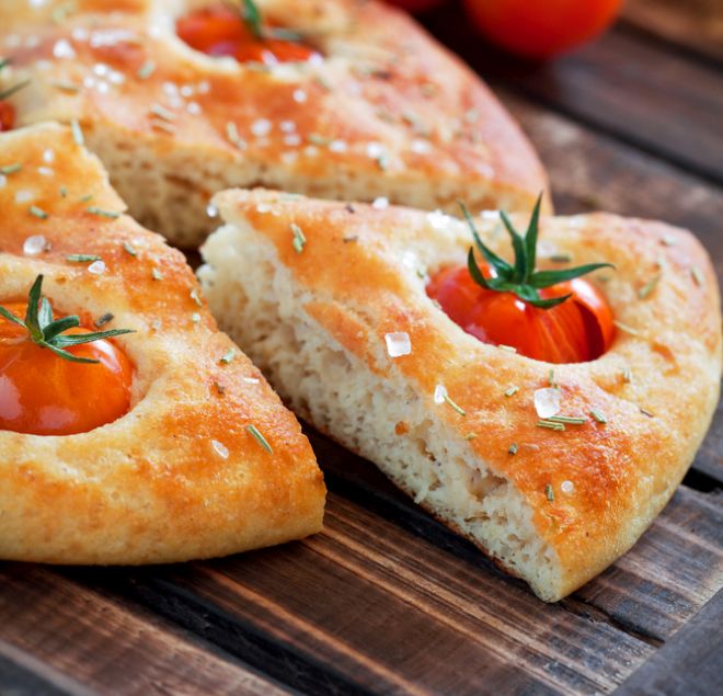 antipasti-facili-veloci-focaccia-fatta-in-casa