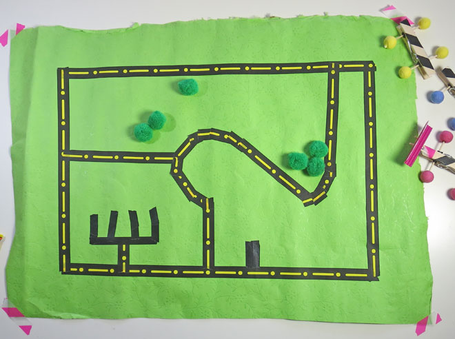 tutorial-creativo-mammafelice_pista-macchinine-faidate-bambini