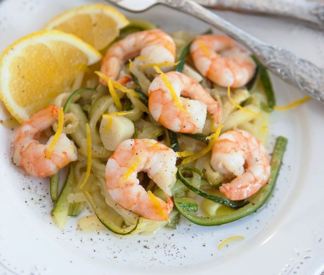 ricette-per-cena_pesce-gamberi-verdure-padella