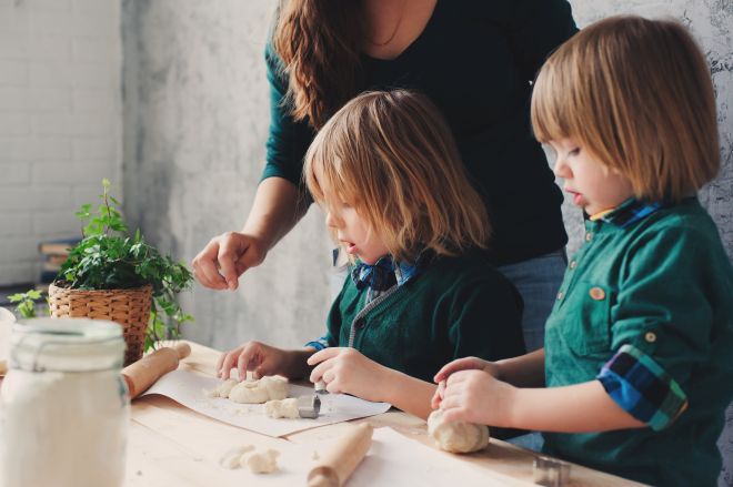 giochi-da-fare-in-casa-con-bambini-brutto-tempo-quando-piove