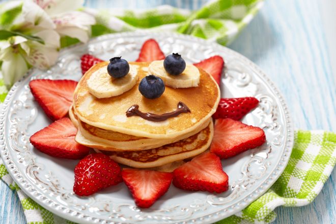 idee-ricette-pranzo-al-sacco-freddo-centro-estivo-estate-ragazzi_pancake-frutta