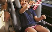 viaggiare-in-auto-con-bambini-in-totale-sicurezza-vacanze-seggiolini-cinture