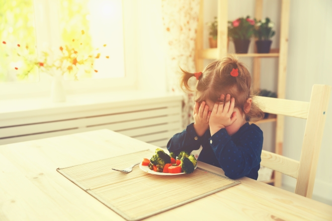 bambini-inappetenti-che-non-mangiano-disturbi-alimentari-libro-0