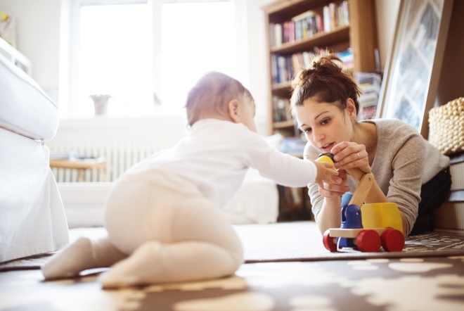 Neonati: attività per stimolare lo sviluppo psicofisico dei bambini da 0 a  12 mesi