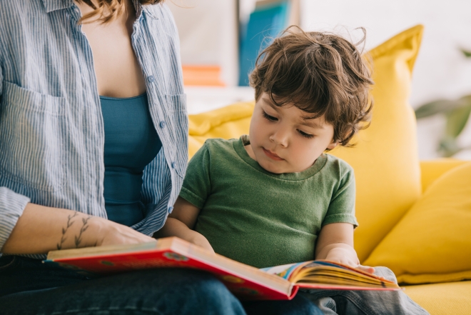 importanza-lettura-per-sviluppare-linguaggio-bambini