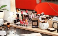 come-tenere-in-ordine-trucchi-makeup-in-poco-spazio